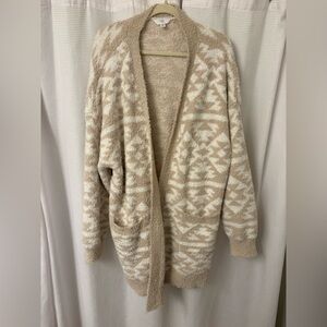 Time and Tru Beige Geometric Cardigan